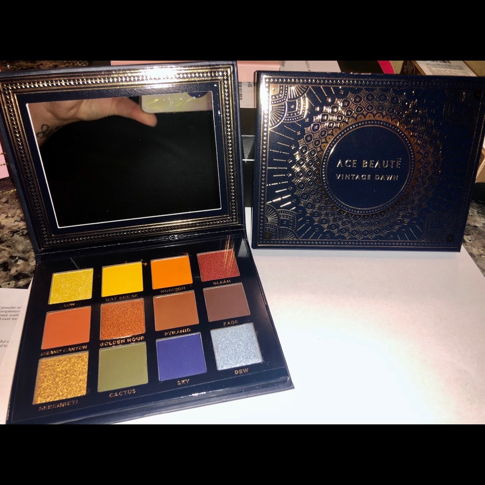 Eyeshadow Palette